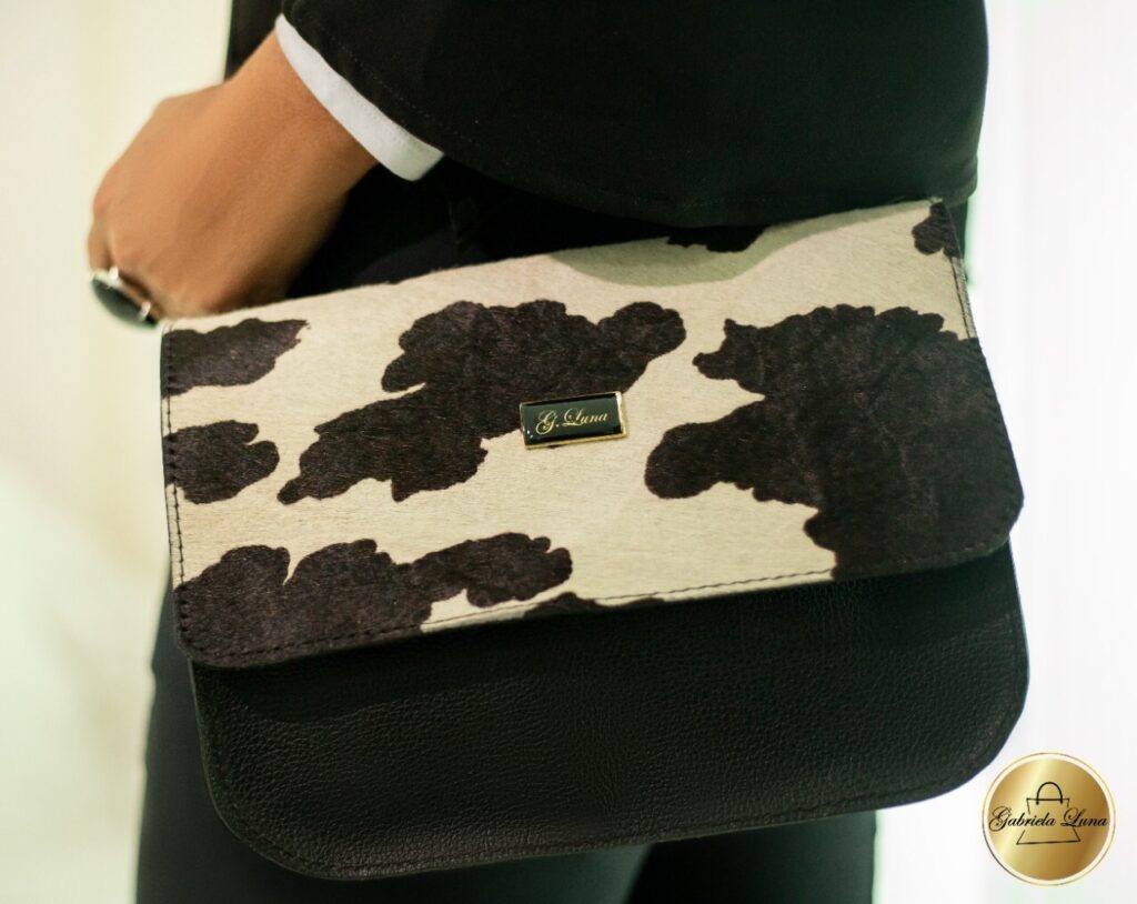 Bolsa Ana Black And White Girafa